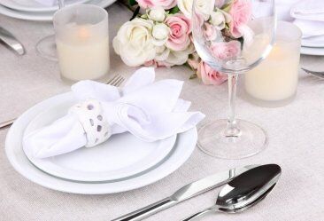 Economize e tenha praticidade alugando talheres com a Total Eventos