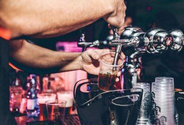 Economize e tenha praticidade alugando chopeira com a Total Eventos Economize e tenha praticidade alugando chopeira com a Total Eventos
